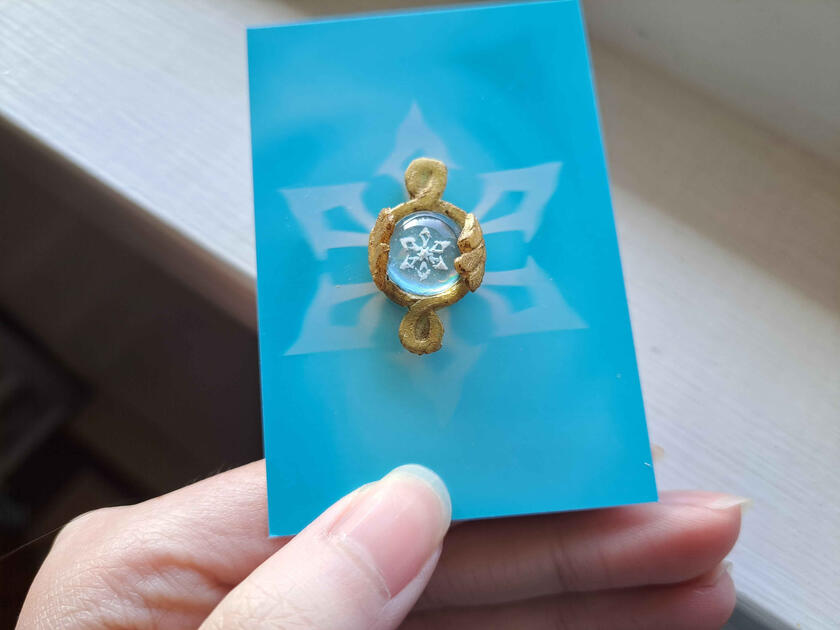 Resin Cast Pin