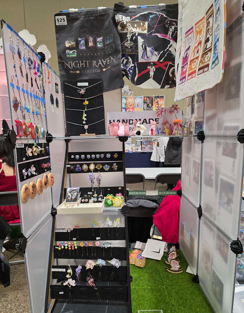 Close Up Table Display